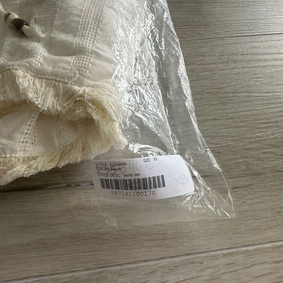 Heartloom Benly Set (Shorts‎ only) Paper XS NWT IN PACKAGING - Picture 4 of 6